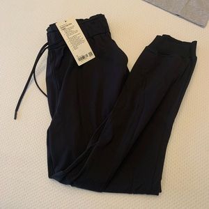 Lulu lemon stretch high rise joggers